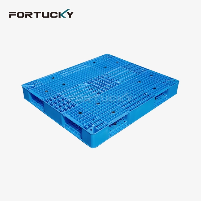 Reversible Plastic Pallet